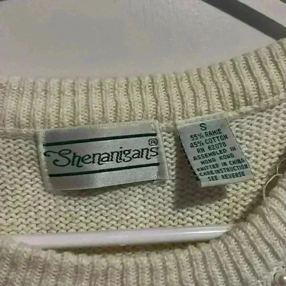 Vintage Shenanigans Christmas Snowflakes Pearl Beaded Christmas Sweater size S - Picture 9 of 12